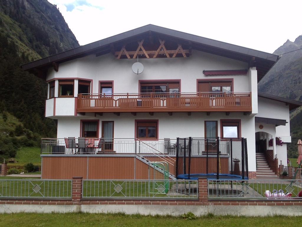 Haus Waldfriede Apartment Sankt Leonhard im Pitztal Exterior photo