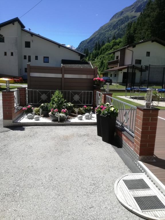 Haus Waldfriede Apartment Sankt Leonhard im Pitztal Exterior photo