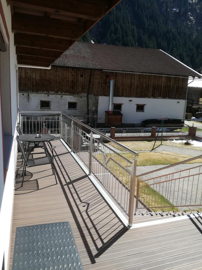 Haus Waldfriede Apartment Sankt Leonhard im Pitztal Exterior photo